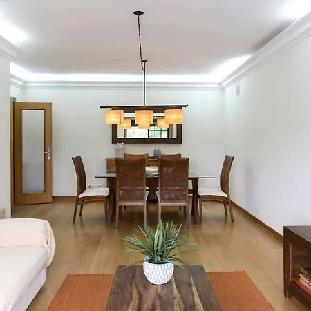 Carcavelos Beach Flat *