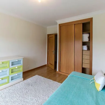 Carcavelos Beach Flat * Carcavelos (Lisbon)